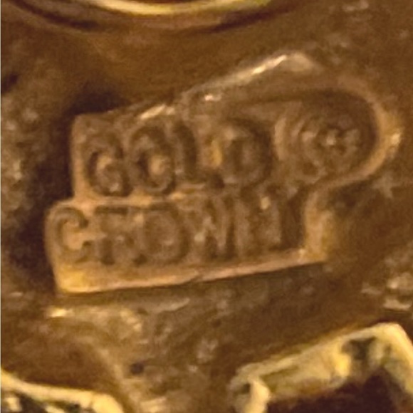 Gold Crown Quivering💗 Bunny Brooch Lapel Pin - Picture 4 of 4